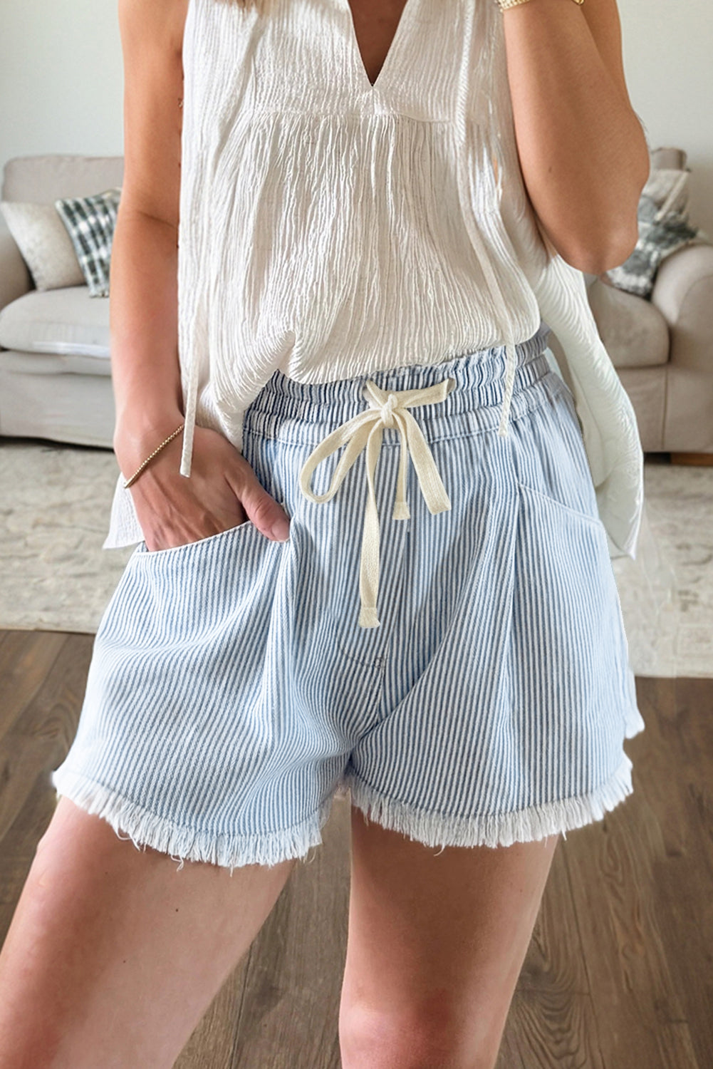 Black Stripe Raw Edge Drawstring Elastic Waist Casual Denim Shorts